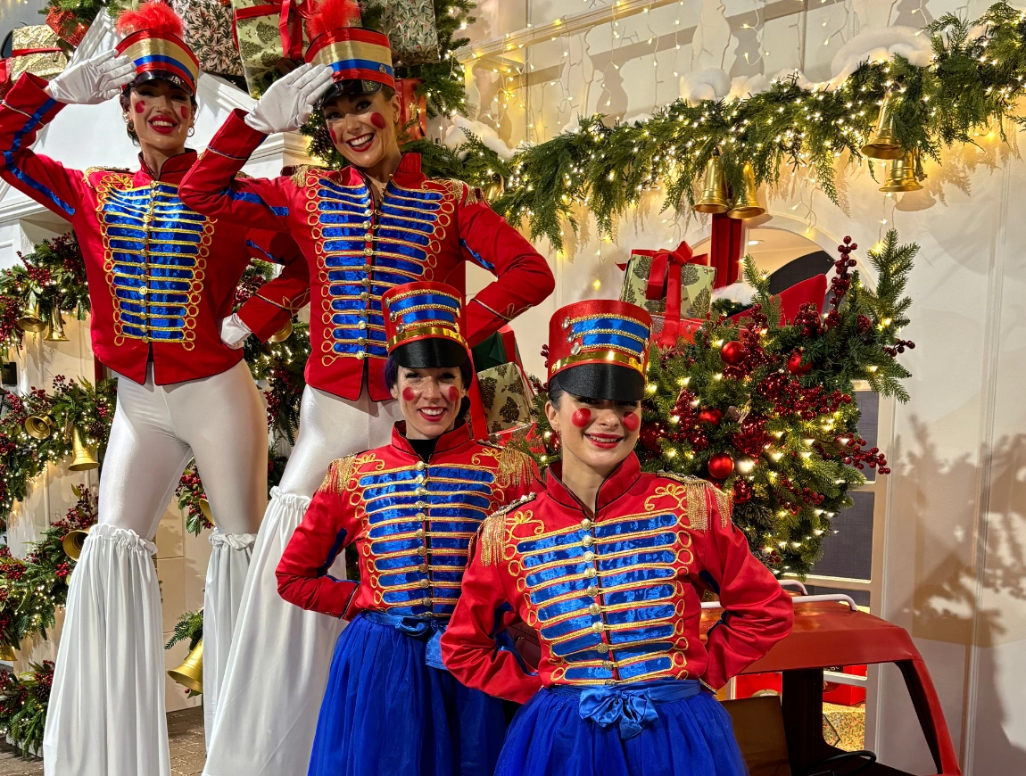 https://beentertained.premiumproductions.co.uk/wp-content/uploads/2026/01/Acts-Seasonal-Christmas-3.webp