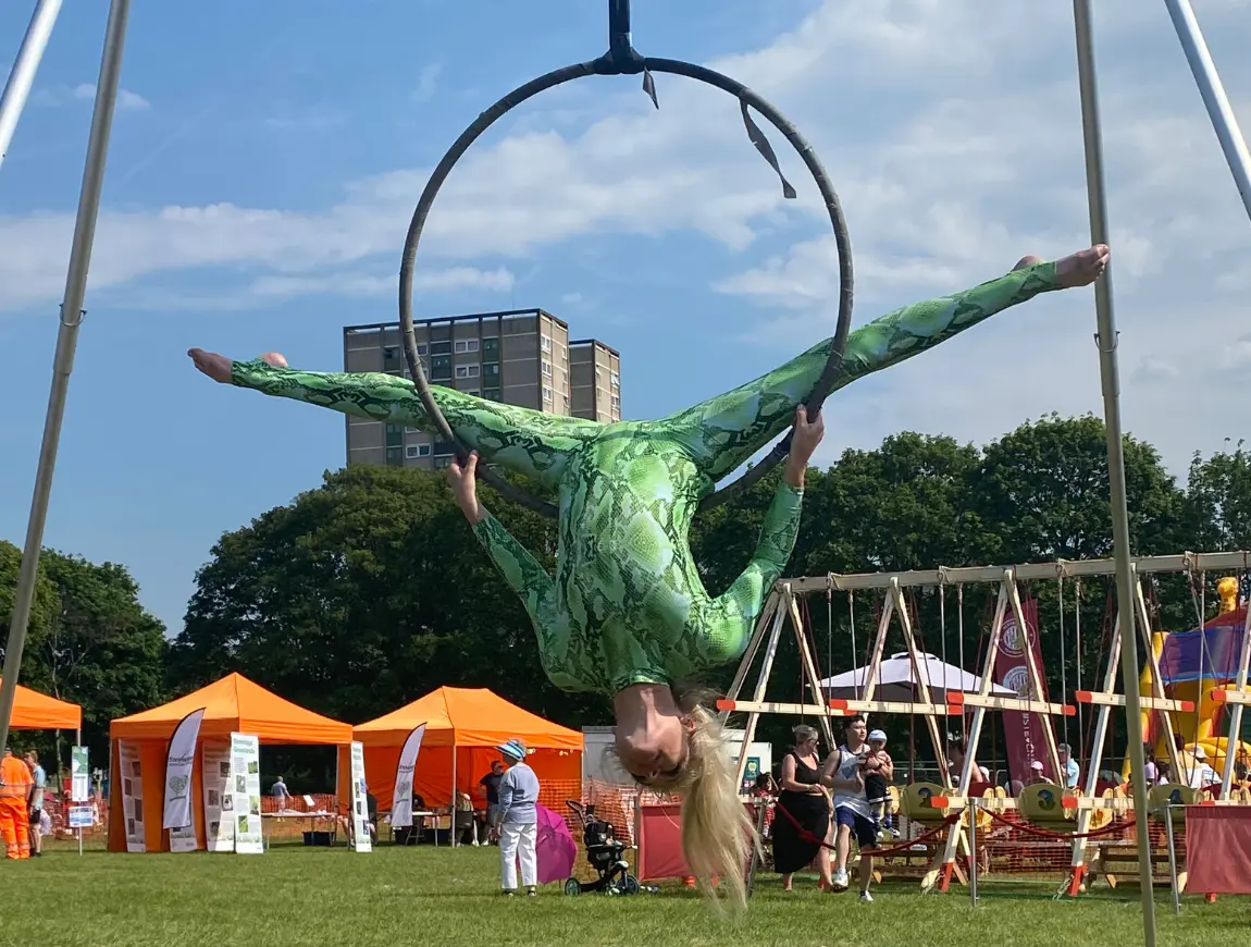 https://beentertained.premiumproductions.co.uk/wp-content/uploads/2026/01/Acts-Speciality-Acts-Aerial-Artists-2.webp