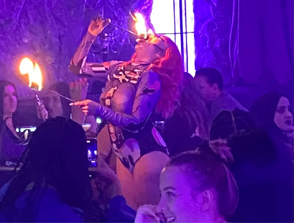 https://beentertained.premiumproductions.co.uk/wp-content/uploads/2026/01/Acts-Speciality-Acts-Fire-Artists-4.webp